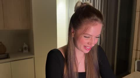 Snapshot of kiramystery chatting on October 2025 04:15:02 PM Kira online show from October 2025 04:15:02 PM