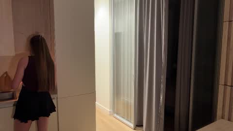 Snapshot of kiramystery chatting on October 2025 03:13:01 PM Kira online show from October 2025 03:13:01 PM