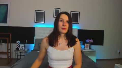 Kira online show from January 2026 06:08:01 AM