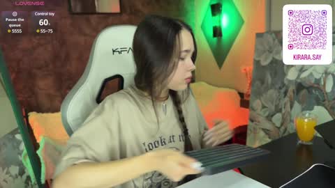 Snapshot of kirarasay chatting on January 2025 09:04:02 AM Kira online show from January 2025 09:04:02 AM