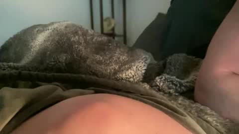 Snapshot of kirby2hoddy chatting on April 2026 11:31:01 PM Kirby online show from April 2026 11:31:01 PM