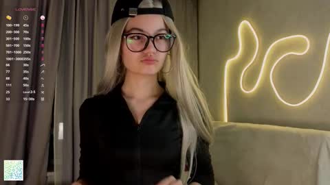 Miko online show from February 2026 06:09:01 PM