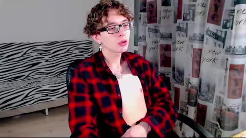 Alan online show from March 2025 06:44:02 PM