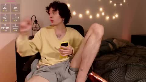 Snapshot of kiriae21 chatting on February 2026 10:24:01 PM Alan online show from February 2026 10:24:01 PM