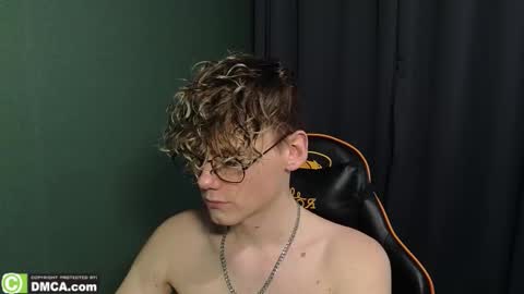 Snapshot of kirill_20_cm chatting on February 2026 06:26:01 AM Kirill and Andrey online show from February 2026 06:26:01 AM