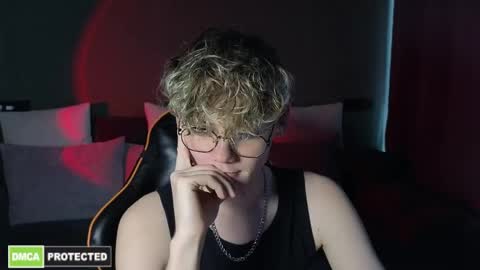 Snapshot of kirill_20_cm chatting on April 2026 01:16:02 PM Kirill and Andrey online show from April 2026 01:16:02 PM