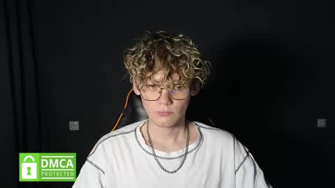 Snapshot of kirill_20_cm chatting on April 2026 12:57:01 AM Kirill and Andrey online show from April 2026 12:57:01 AM