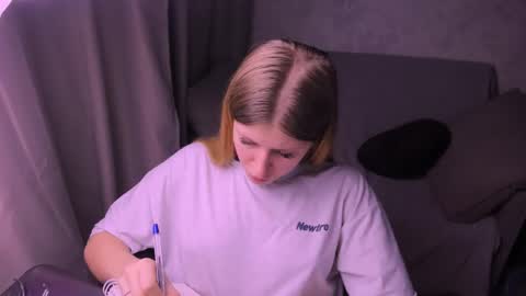 Kira online show from February 2025 12:40:02 AM