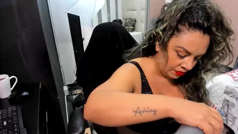 kriss online show from September 2025 12:28:02 PM