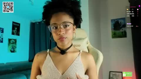 Snapshot of kiry_blossom chatting on May 2026 04:17:02 AM See you in a few minutes today December 1st. online show from May 2026 04:17:02 AM