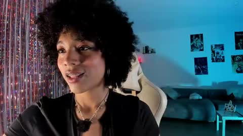 Snapshot of kiry_blossom chatting on May 2026 05:02:02 AM See you in a few minutes today December 1st. online show from May 2026 05:02:02 AM