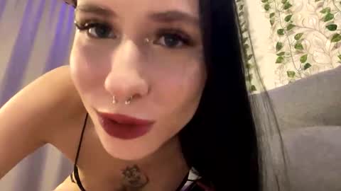 Kisa Lisa  online show from November 2025 05:37:01 PM