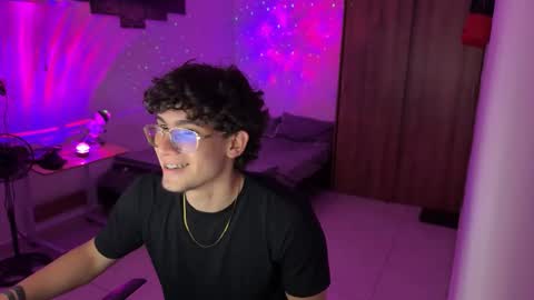 Snapshot of kisan_smith chatting on December 2025 01:57:01 AM Kisan online show from December 2025 01:57:01 AM