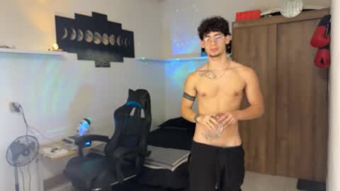 Snapshot of kisan_smith chatting on February 2026 01:53:02 AM Kisan online show from February 2026 01:53:02 AM