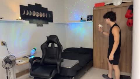 Snapshot of kisan_smith chatting on February 2026 03:44:02 AM Kisan online show from February 2026 03:44:02 AM