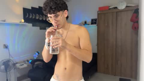 Snapshot of kisan_smith chatting on February 2026 03:24:01 AM Kisan online show from February 2026 03:24:01 AM