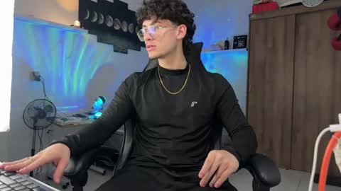 Snapshot of kisan_smith chatting on March 2026 01:33:01 AM Kisan online show from March 2026 01:33:01 AM