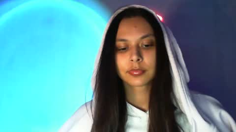 kiss_ameliaa online show from February 2025 06:15:02 PM