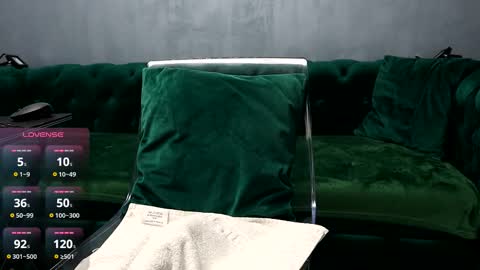 kiss_katy online show from November 2025 11:29:01 PM