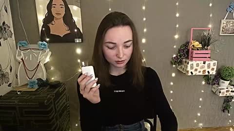 Snapshot of kiss_shy chatting on February 2025 12:24:02 PM Valeria online show from February 2025 12:24:02 PM