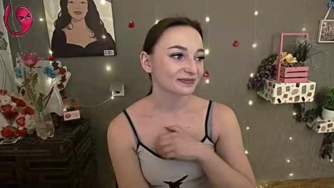 Snapshot of kiss_shy chatting on March 2025 10:43:02 AM Valeria online show from March 2025 10:43:02 AM