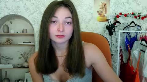 Snapshot of kiss_shy chatting on October 2025 04:52:02 PM Valeria online show from October 2025 04:52:02 PM