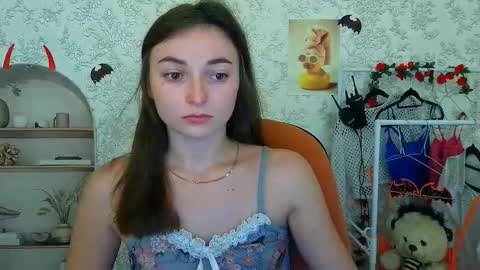 Snapshot of kiss_shy chatting on October 2025 03:16:01 PM Valeria online show from October 2025 03:16:01 PM