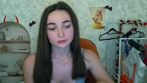 Snapshot of kiss_shy chatting on November 2025 10:34:01 PM Valeria online show from November 2025 10:34:01 PM