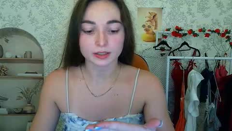 Snapshot of kiss_shy chatting on November 2025 02:59:02 PM Valeria online show from November 2025 02:59:02 PM