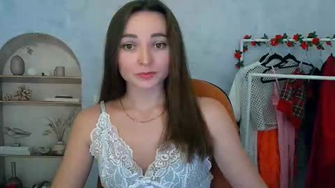 Snapshot of kiss_shy chatting on November 2025 06:54:01 PM Valeria online show from November 2025 06:54:01 PM