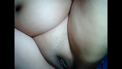 Snapshot of kissableapple chatting on March 2025 10:32:02 PM apple online show from March 2025 10:32:02 PM