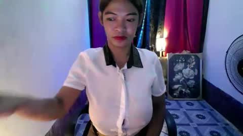 VICTORIA online show from November 2025 10:46:02 AM