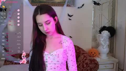 Snapshot of kisses_eva chatting on November 2025 04:47:02 AM Hot Eva online show from November 2025 04:47:02 AM