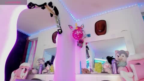 kisses_of_daniela online show from December 2025 12:51:02 AM