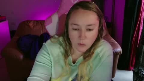 kissica online show from January 2025 03:43:01 PM