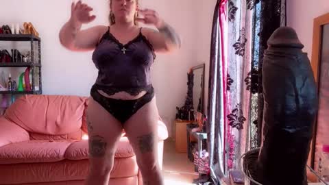 kissica online show from October 2025 08:34:02 AM