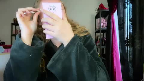 Snapshot of kissica chatting on April 2026 05:21:02 PM kissica online show from April 2026 05:21:02 PM