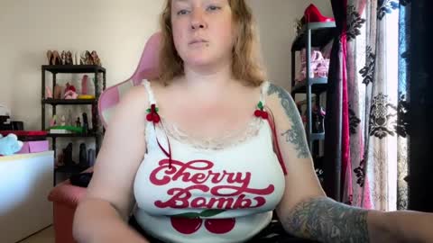 Snapshot of kissica chatting on April 2026 01:41:02 PM kissica online show from April 2026 01:41:02 PM