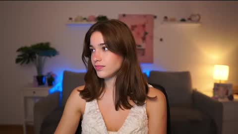 Sisi online show from October 2025 01:10:01 PM