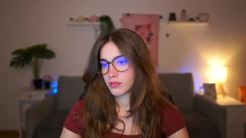 Snapshot of kissiecat chatting on April 2026 01:11:01 PM Sisi online show from April 2026 01:11:01 PM