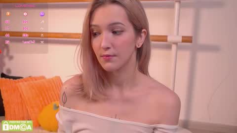 Snapshot of kisskiss_muah chatting on October 2025 02:40:01 PM Kate  online show from October 2025 02:40:01 PM