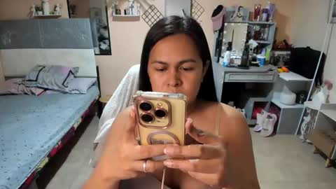 Snapshot of kissmeloves chatting on March 2026 04:11:02 PM kissmeloves online show from March 2026 04:11:02 PM