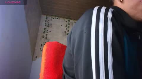 Snapshot of kisstarxxx chatting on September 2025 02:58:02 AM Helena and Brad online show from September 2025 02:58:02 AM