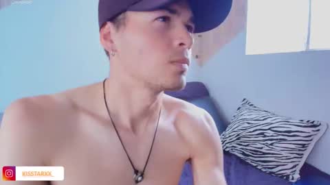 Snapshot of kisstarxxx chatting on October 2025 09:16:01 PM Helena and Brad online show from October 2025 09:16:01 PM