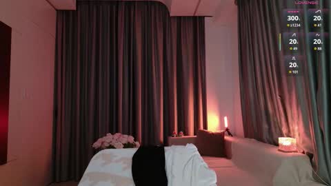 Aya   online show from September 2025 12:05:01 PM