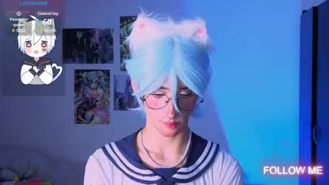 Snapshot of kitsuneplay_ chatting on June 2026 05:03:01 PM Salvatore online show from June 2026 05:03:01 PM