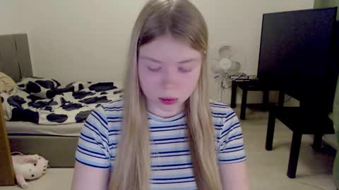 Jennyblonde and Emmabrunette online show from March 2025 10:42:01 PM