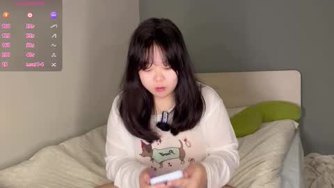 Snapshot of kittenfishing chatting on September 2025 02:30:02 PM kit online show from September 2025 02:30:02 PM