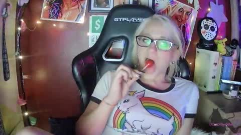 Kitti online show from June 2026 07:10:01 AM