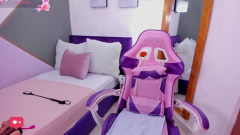 Snapshot of kitty_cayo chatting on January 2025 03:16:01 AM Kitty Kayo online show from January 2025 03:16:01 AM